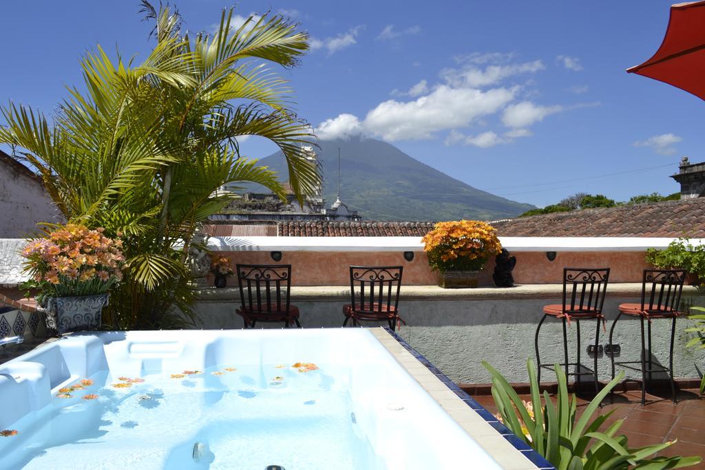 D'Leyenda Hotel Antigua Eksteriør billede