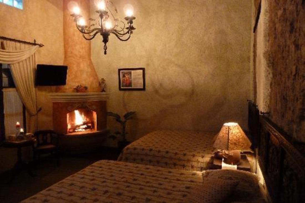 D'Leyenda Hotel Antigua Eksteriør billede
